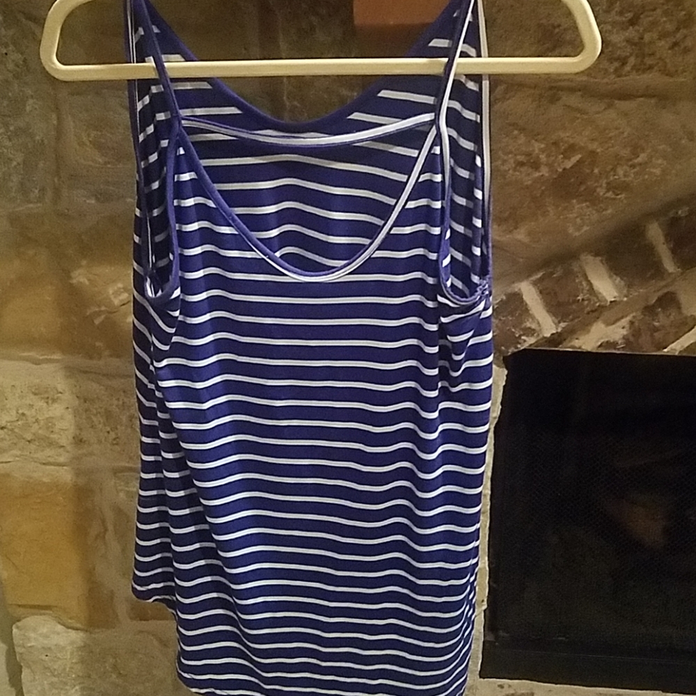 Tank top - Picture 2 of 3